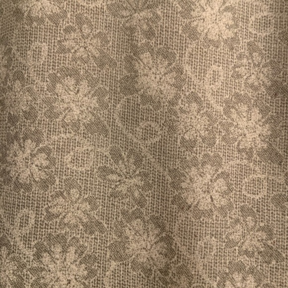 Floral Ruffle pistachio Color Blouse - Picture 7 of 7